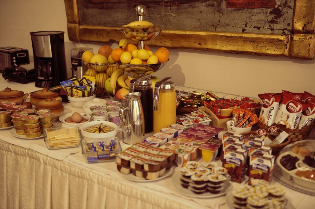 سكوبجي Premier Hotel المظهر الخارجي الصورة